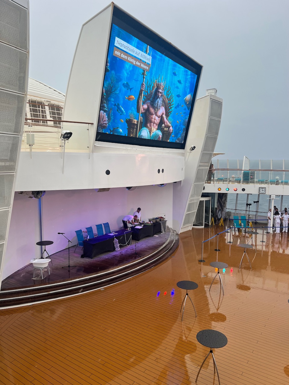 Tag 10 - Über den Atlantik